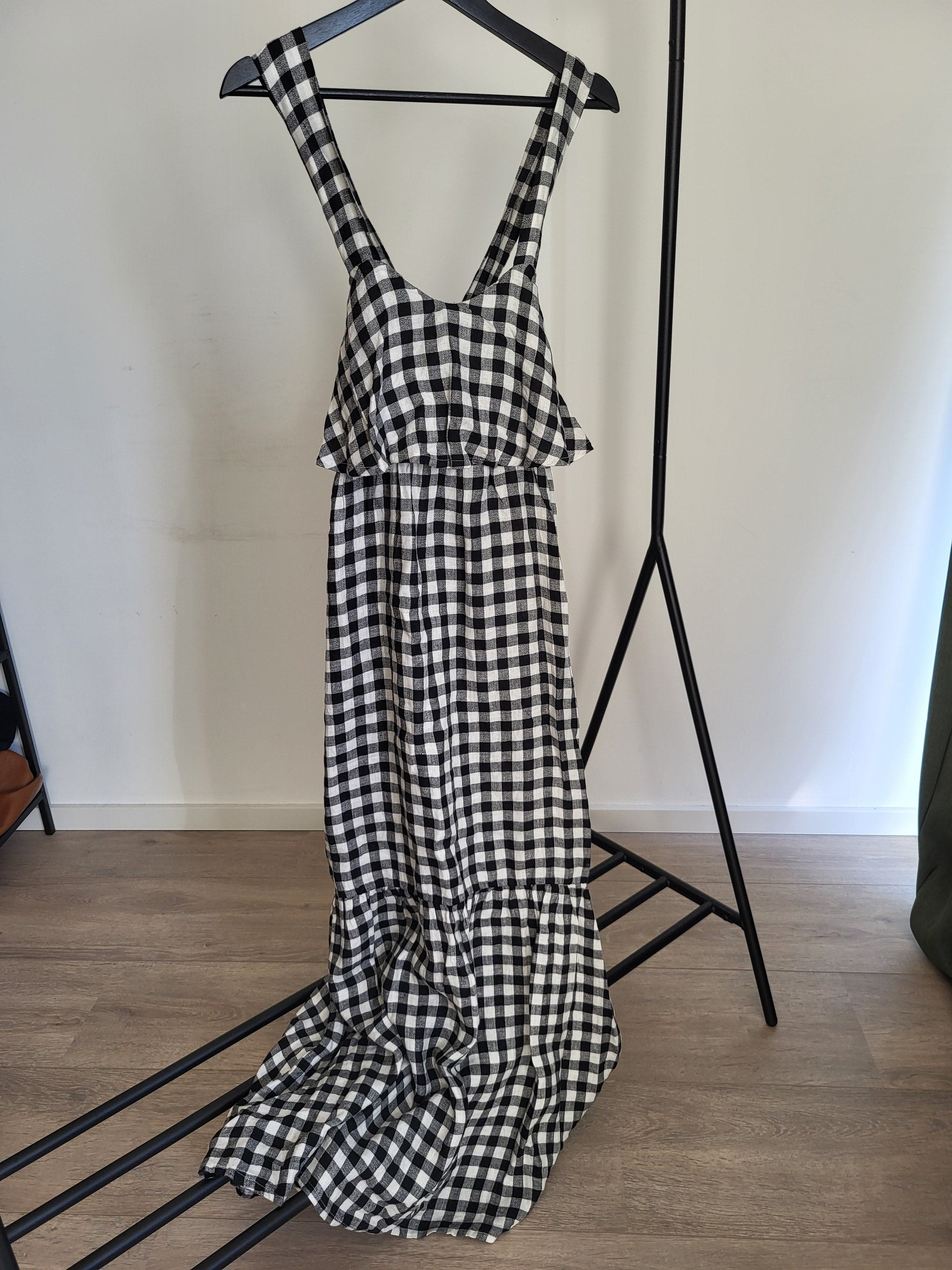 Arya-Gee Dress in Gingham Size M Preloved