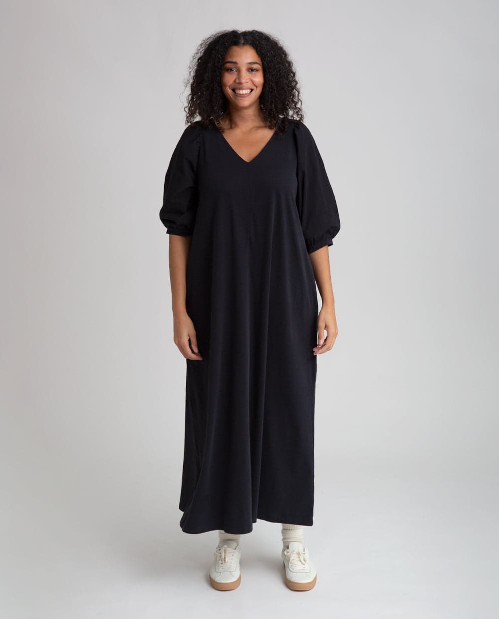 Wilhelmina Organic Cotton Dress In Black