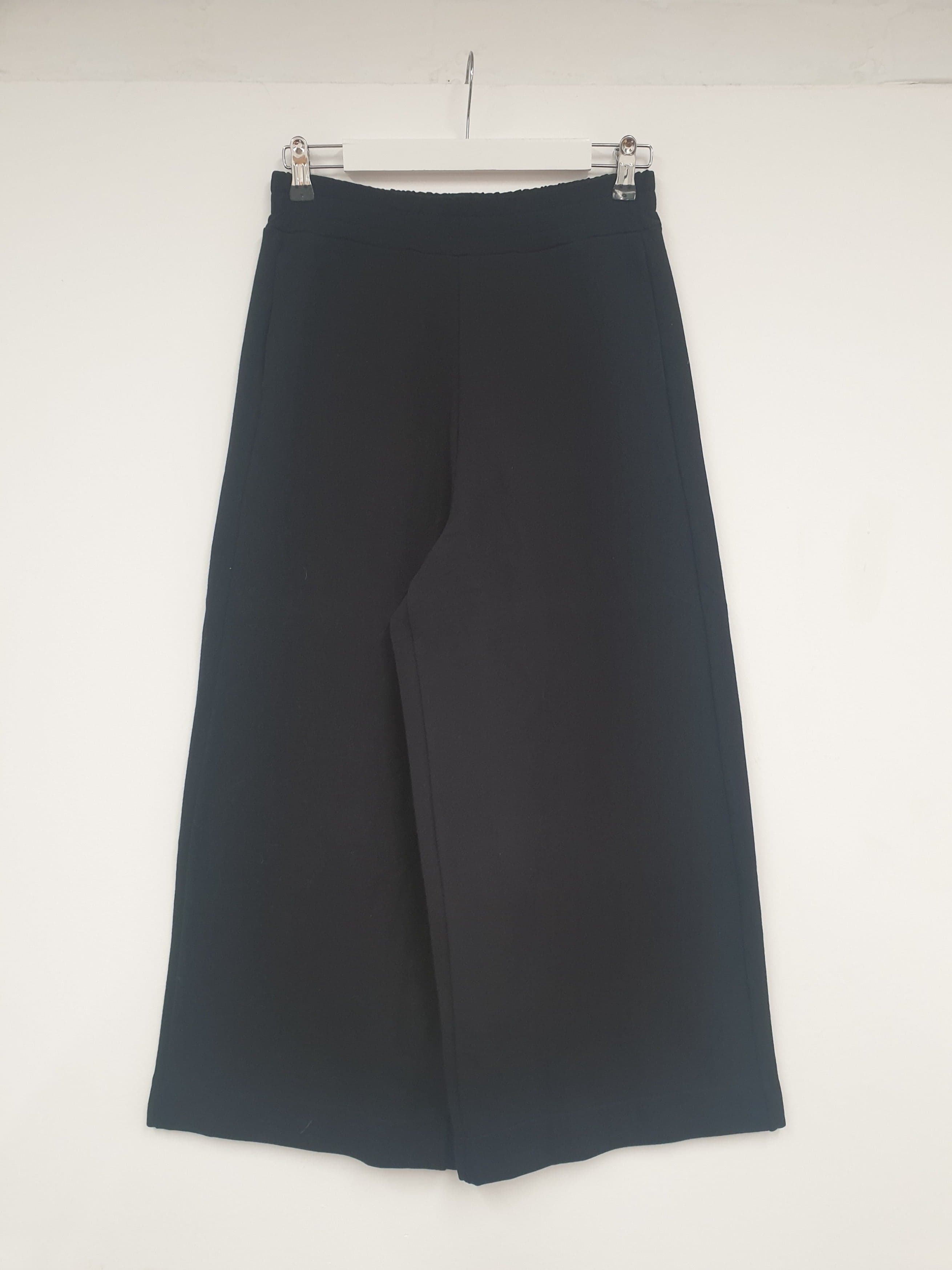 Taya Organic Cotton Felpe Jogger in Black