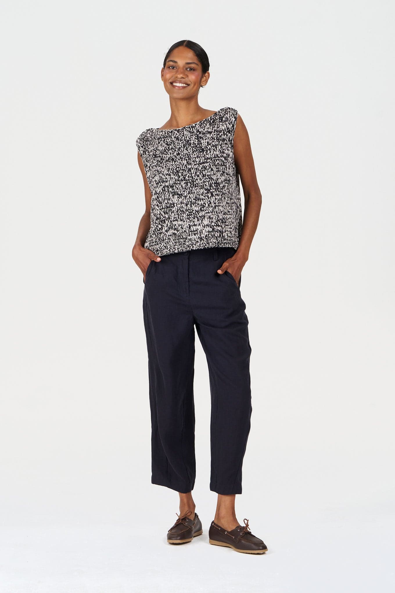 OLIVE Tencel Linen Trouser - Navy