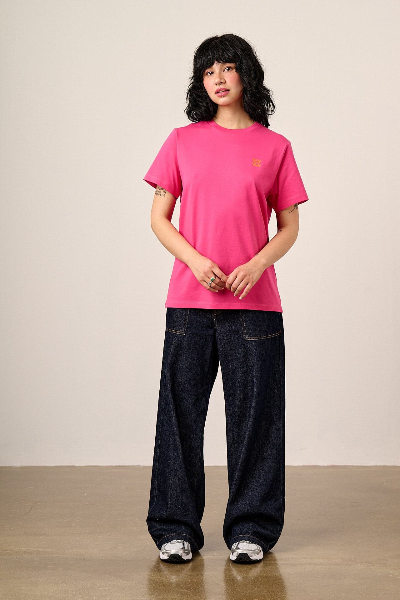 Denver - Cotton T-Shirt in Beetroot Pink