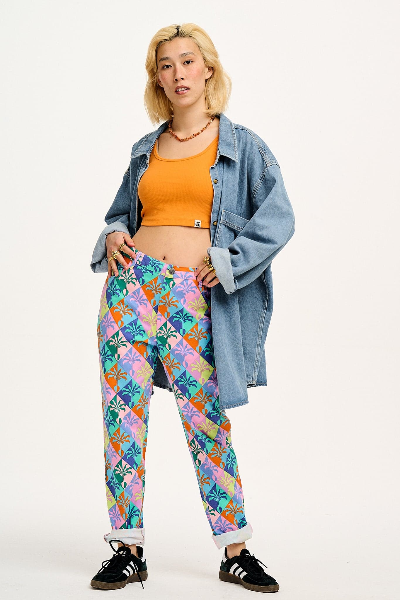 L.E. Dana - Mom Cotton Jeans in Artist Print by Tara Khorzad